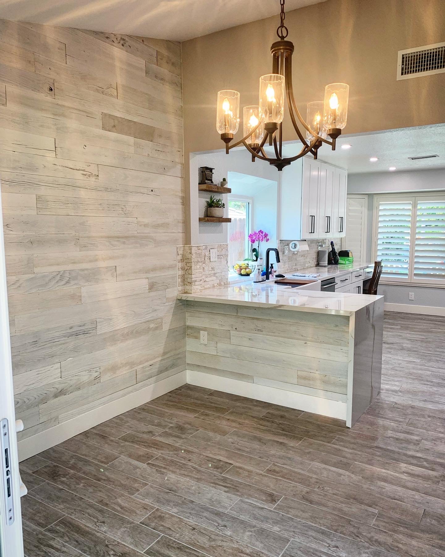 Reclaimed Wood - White Wash Mix