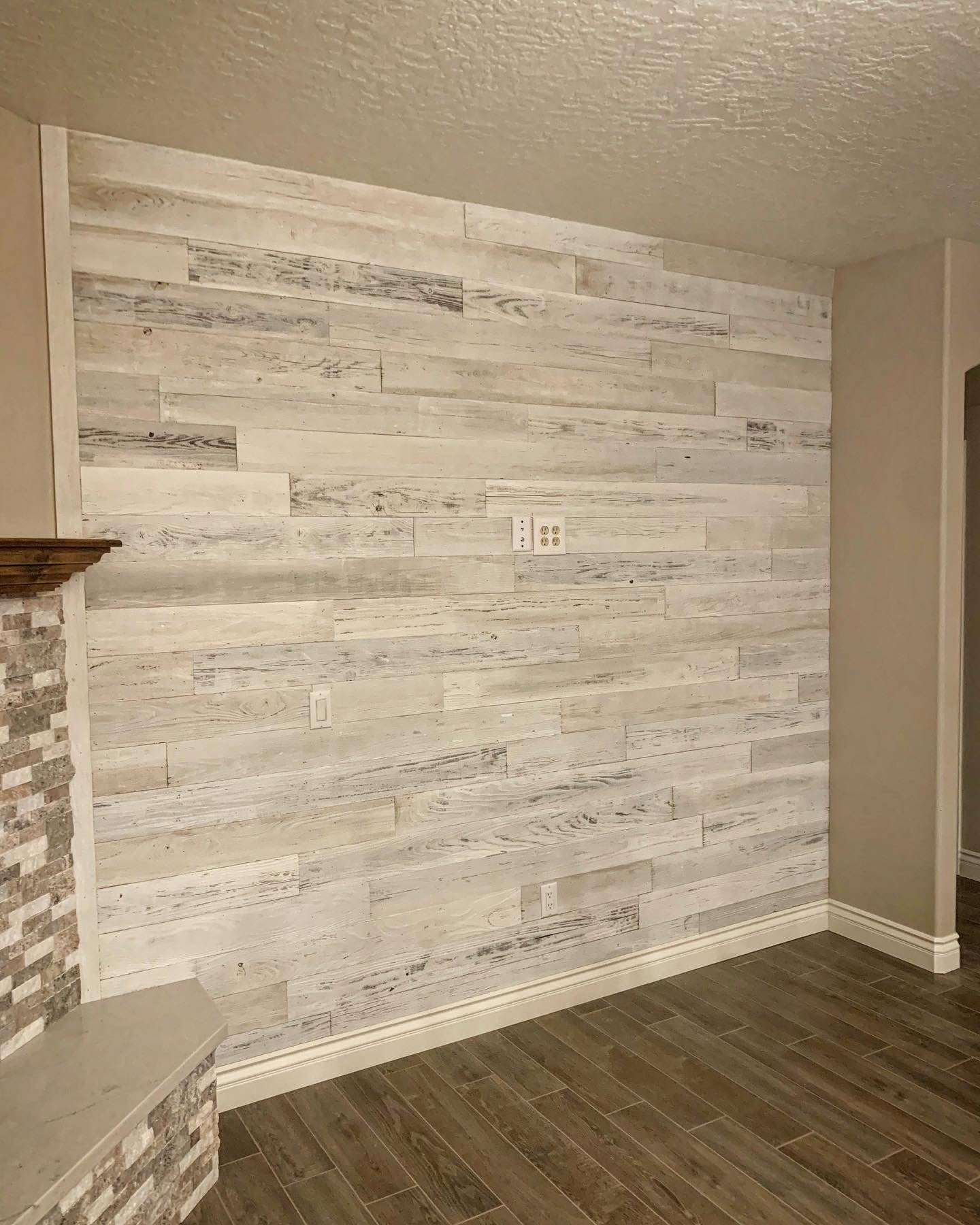 Reclaimed Wood - White Wash Mix